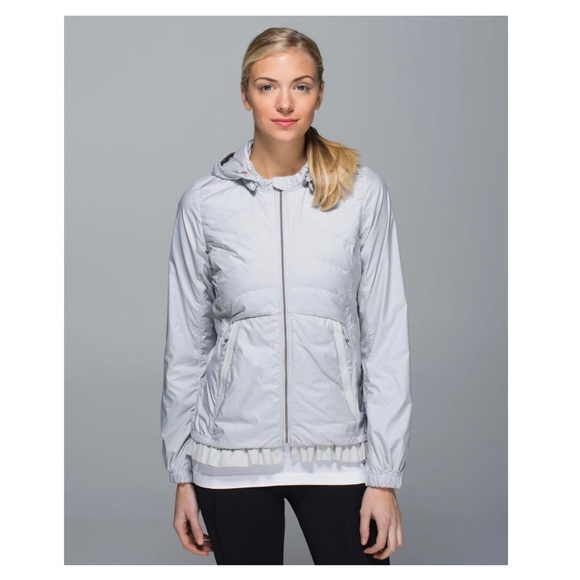 lululemon athletica Jackets & Blazers - Lululemon Spring Fling Puffy Windbreaker 6 NWT